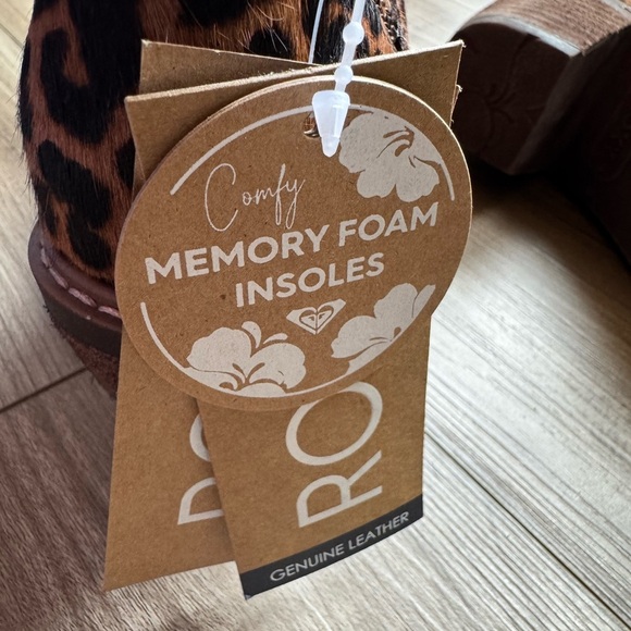 Roxy Cassidy leather ankle boot NEW Cheetah print Sz 6 - Picture 10 of 10